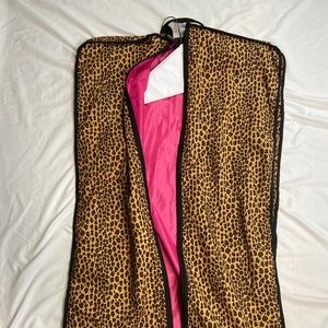 Cheetah Garment Bag w/ Matching Toiletry Set